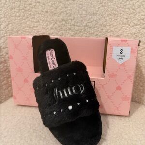 NewJuicy Couture Black Plush Slides